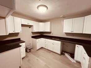 144 Yorkshire St, Unit First Floor in Providence, RI - Building Photo - Building Photo