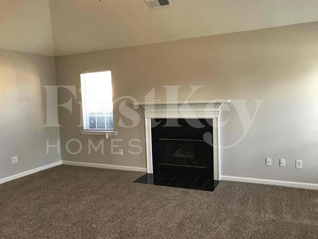 182 Cedar Bend Dr in Helena, AL - Building Photo - Building Photo