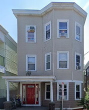 75 Bellingham St in Chelsea, MA - Building Photo - Building Photo