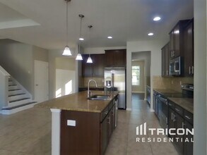 5363 Suncatcher Dr in Wesley Chapel, FL - Building Photo - Building Photo