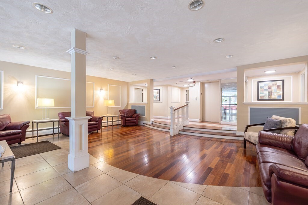 50 Green St, Unit 206 in Brookline, MA - Building Photo