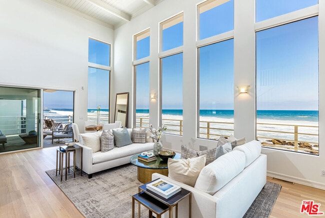 property at 24314 Malibu Rd