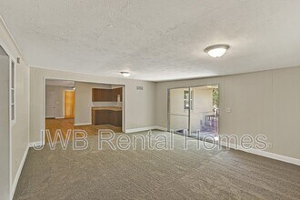 1241 De Paul Dr in Jacksonville, FL - Building Photo - Building Photo