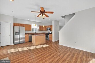 5015 Leasdale Rd in Rosedale, MD - Building Photo - Building Photo