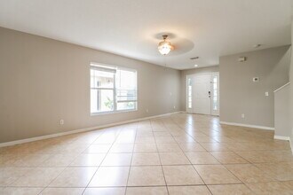 1806 Horsechestnut Ct in Trinity, FL - Building Photo - Building Photo