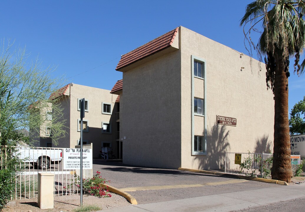 Central Plaza Apartments in Phoenix, AZ - Foto de edificio