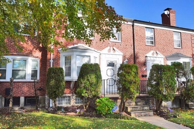 property at 1526 Burnwood Rd