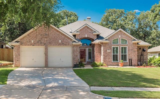 property at 3700 Villanova Dr
