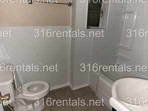 1500 N Main St in Newton, KS - Building Photo - Building Photo