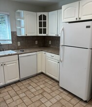 425 Lincoln Ave in Sunnyvale, CA - Foto de edificio - Building Photo