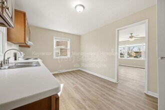 211 Madrid Dr in Hampton, VA - Building Photo - Building Photo