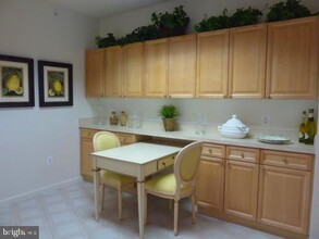 19355 Cypress Ridge Terrace-Unit -521 in Leesburg, VA - Building Photo - Building Photo