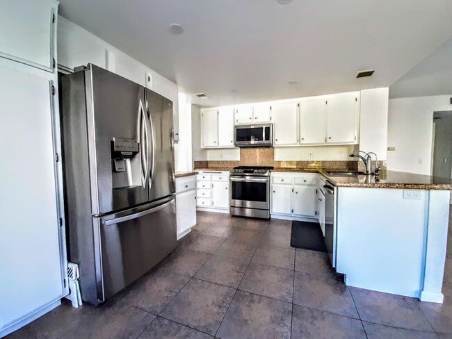 8928 Sage Ct in Rancho Cucamonga, CA - Building Photo - Building Photo