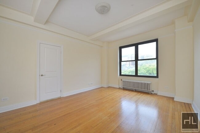 property at 166 2nd Ave