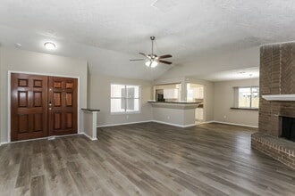 4218 Mohawk St in Baytown, TX - Building Photo - Building Photo