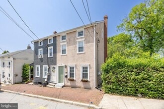 222 Ann St in Phoenixville, PA - Building Photo - Building Photo