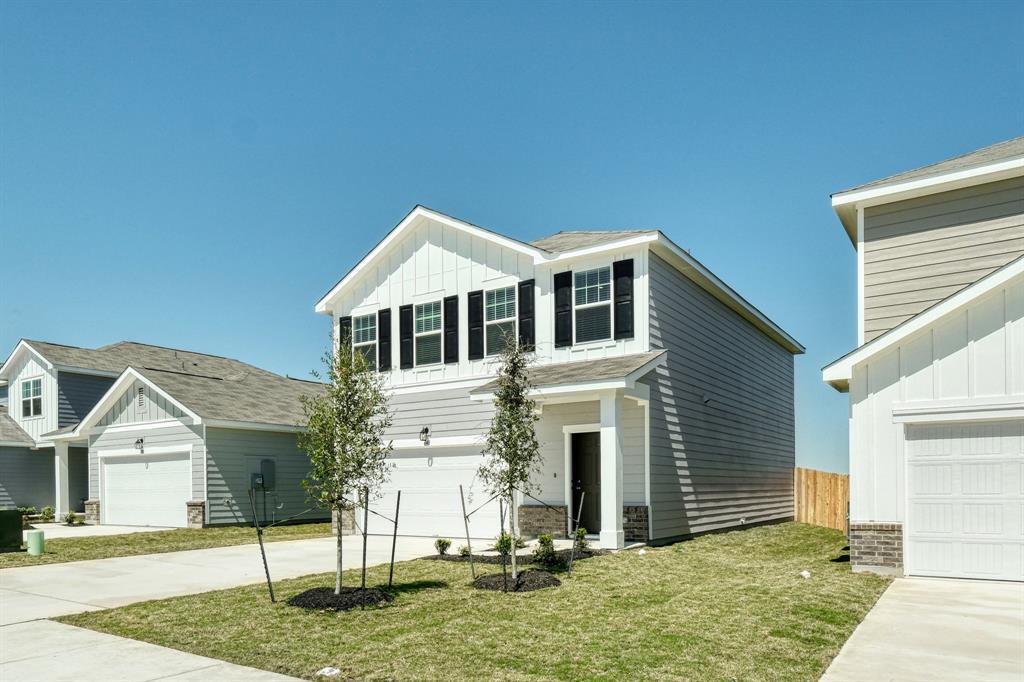 1004 Sika Cv in Hutto, TX - Building Photo