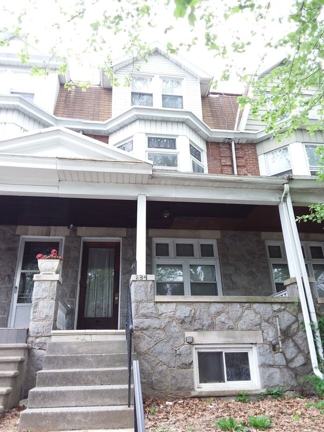 property at 234 S Madison St