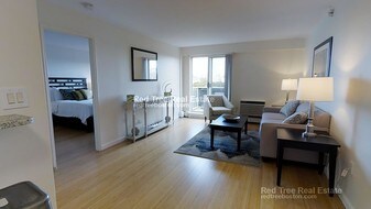 175 Freeman St in Brookline, MA - Building Photo