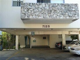 7125 Dickens Ave in Miami Beach, FL - Building Photo