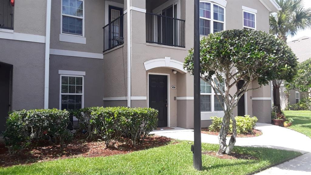 6512 Swissco Dr in Orlando, FL - Building Photo