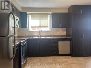 82 Angus Dr in Toronto, ON - Building Photo - Building Photo