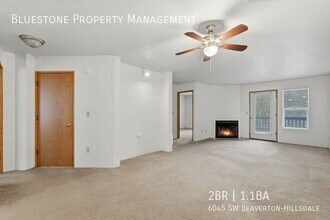 6045 SW Beaverton Hillsdale Hwy in Portland, OR - Building Photo - Building Photo