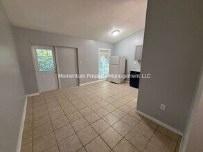 1919 E Mulberry Dr in Tampa, FL - Building Photo - Building Photo