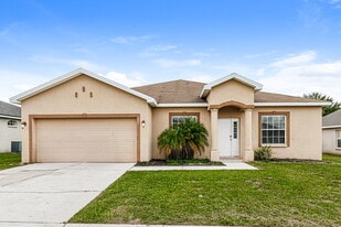 292 Cloverdale Rd in Winter Haven, FL - Building Photo