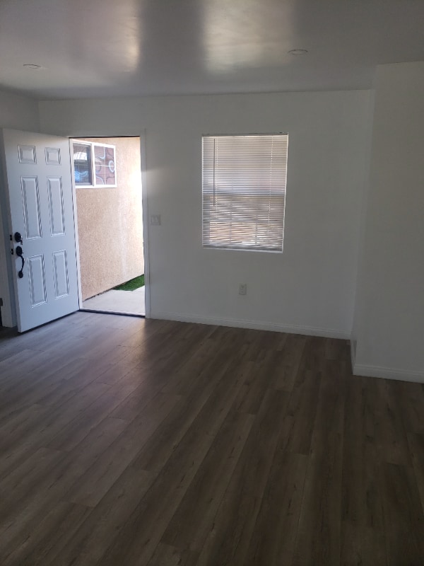 1540 W 58th St in Los Angeles, CA - Building Photo - Building Photo