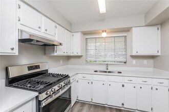 1560 Fergason Ave in Deltona, FL - Building Photo - Building Photo