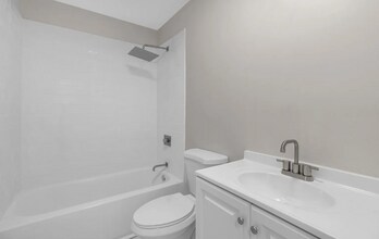 221 Orleans St in Baltimore, MD - Building Photo - Building Photo