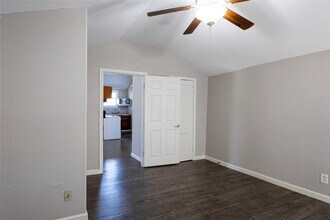 2812 Cortlandt St in Houston, TX - Building Photo - Building Photo