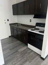 1660 E Main St in Waterbury, CT - Building Photo - Building Photo
