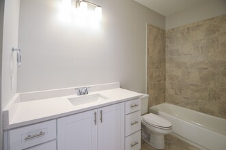 30 Lynn Ln in Starkville, MS - Building Photo - Building Photo