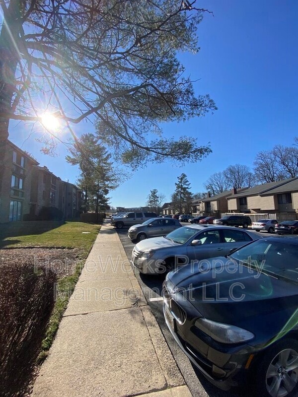 10547 Twin Rivers Rd in Columbia, MD - Building Photo - Building Photo