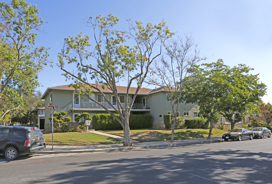 161 Towne Ter in Los Gatos, CA - Building Photo