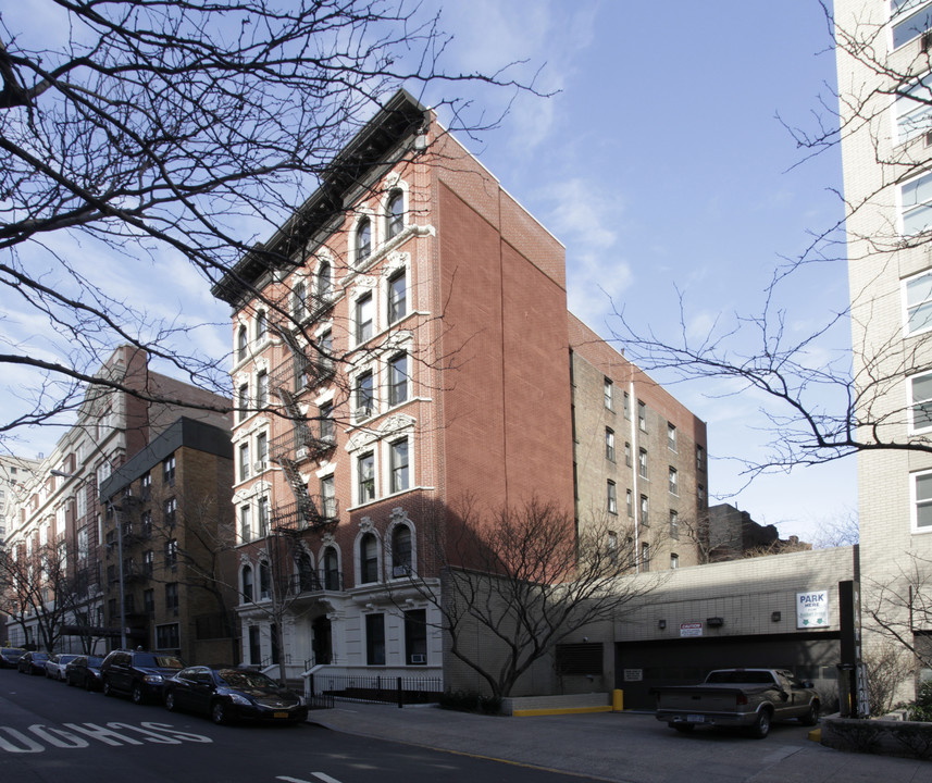 443 E 88th St in New York, NY - Building Photo