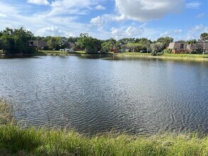 326 Jupiter Lakes Blvd in Jupiter, FL - Building Photo - Building Photo