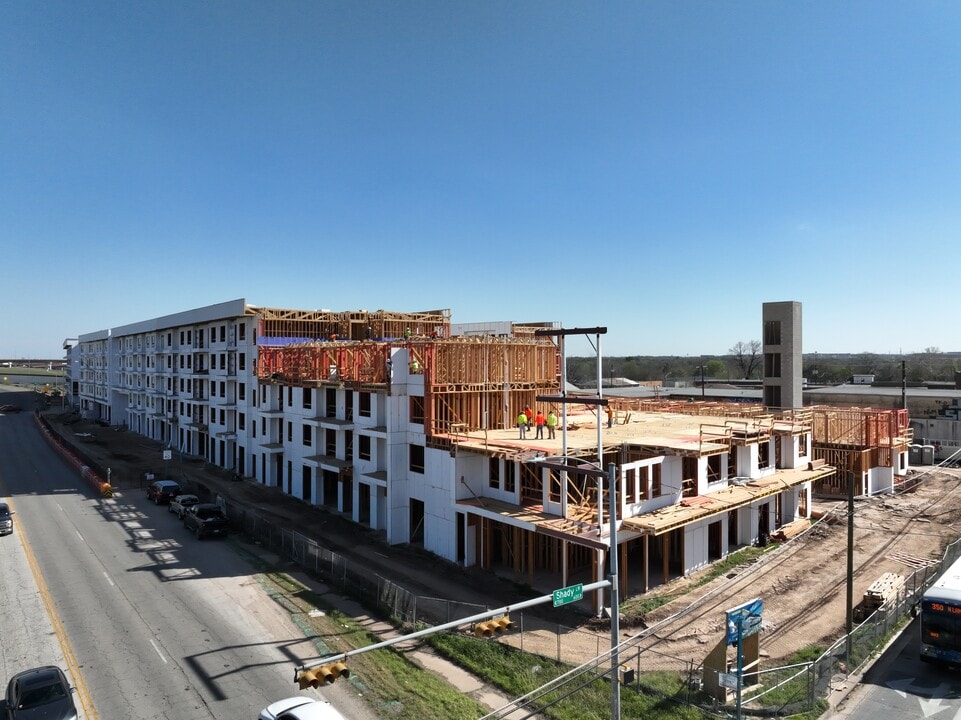 Lirica in Austin, TX - Building Photo