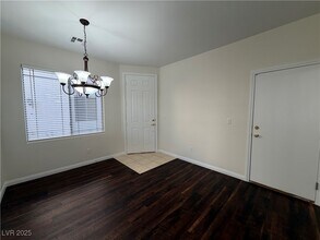 287 Red Eucalyptus Dr in Henderson, NV - Building Photo - Building Photo