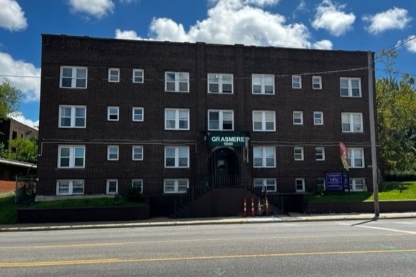 Grasmere Apartments in East Cleveland, OH - Building Photo