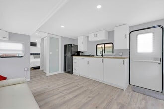 22723 SW 114th Pl, Unit #B in Miami, FL - Building Photo - Building Photo