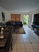 1350 NE 119th St in North Miami, FL - Building Photo