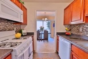 Briarwood Place Apartment Homes