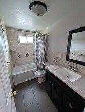 105 Kirkpatrick St in East Syracuse, NY - Building Photo - Building Photo
