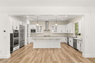 4039 Villa Rafael Dr in Las Vegas, NV - Building Photo