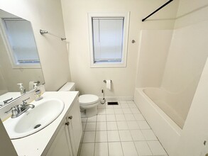 128 Hillside St, Unit 1 in Boston, MA - Building Photo - Building Photo