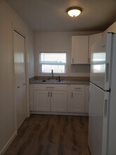 3224 SE Rockwood St, Unit 3224 in Portland, OR - Building Photo - Building Photo