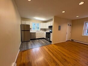 6 Northey St in Salem, MA - Building Photo - Building Photo